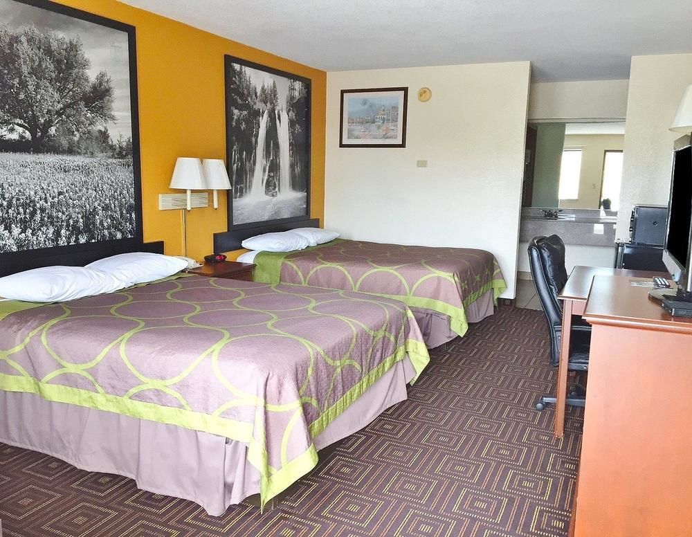 Hotel Super 8 By Wyndham Seguin Esterno foto